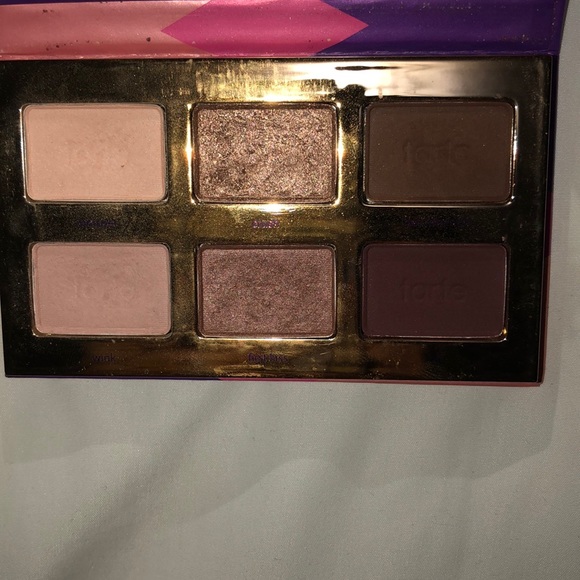 Tarte Tartlette Tease Mini Eyeshadow Palette - Picture 3 of 4